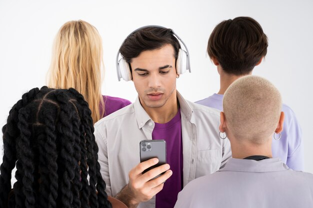 Utilize Social Listening Tools